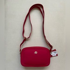 Lululemon Red Crossbody Camera Bag 2L Logo (Lunar New Year)